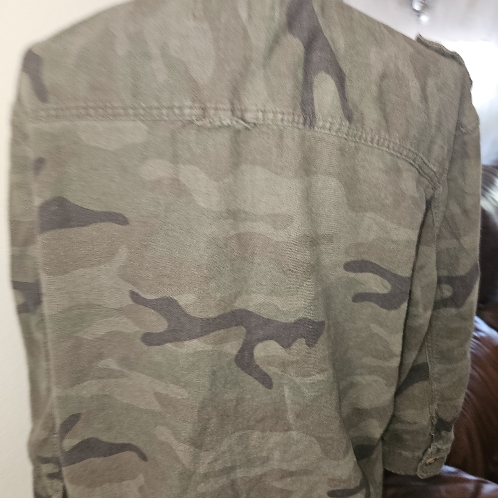 Time & Tru Womans Lightweight Jacket Size L (12-14) - Picture 6 of 11